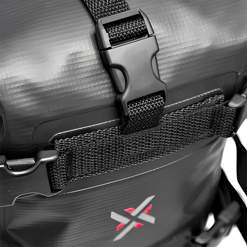 BOLSA-BAG-ESTANQUE-MOTO-MAX-ACESSORIOS-8-LITROS-DE-FERRAMENTAS-COM-ENGATE-RAPIDO-7