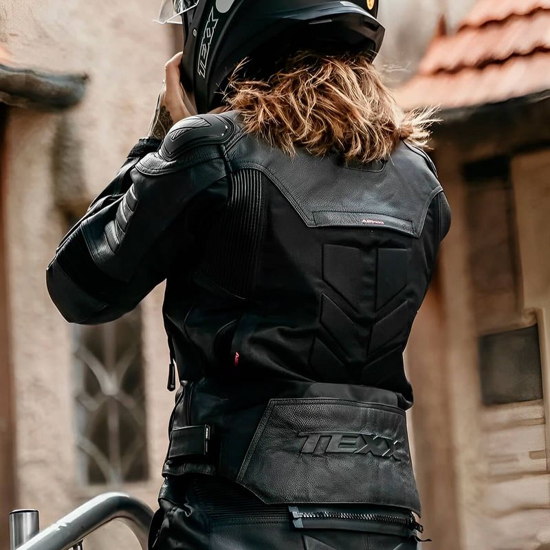 JAQUETA-FEMININA-TEXX-FALCON-V2-PRETO-VERMELHO-7