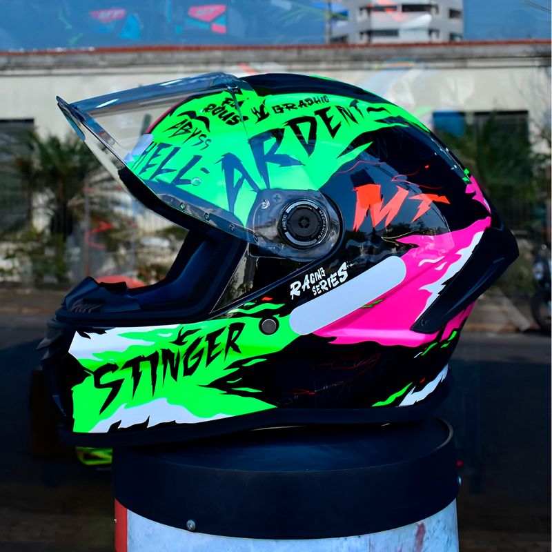 Capacete MT Stinger 2 Ardent C13 Preto Amarelo Fluor 5.jpg